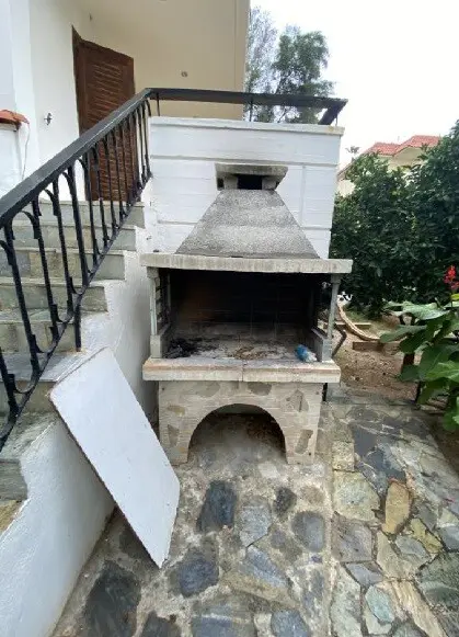 Detached House In Voula, Greece (308 M²)