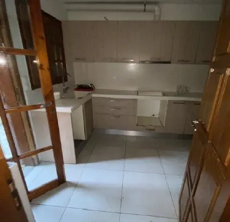 Detached House In Voula, Greece (308 M²)