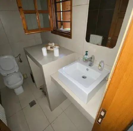 Detached House In Voula, Greece (308 M²)