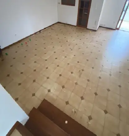 Detached House In Voula, Greece (308 M²)