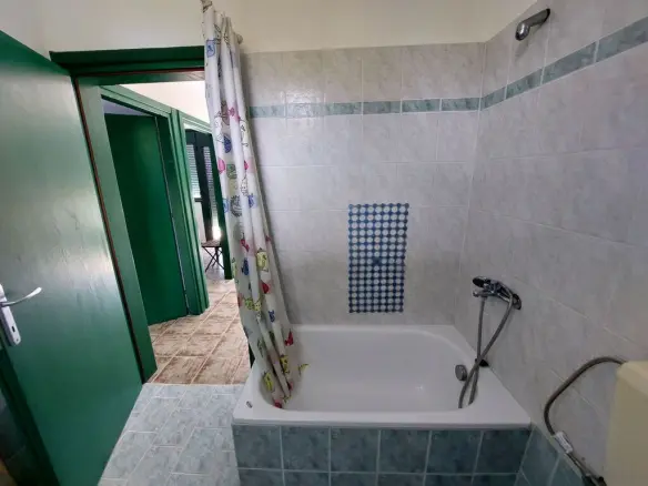 Detached House In Sithonia, Greece (160 M²)