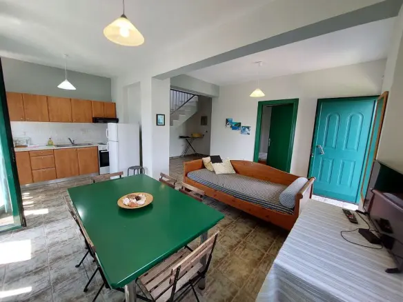 Detached House In Sithonia, Greece (160 M²)