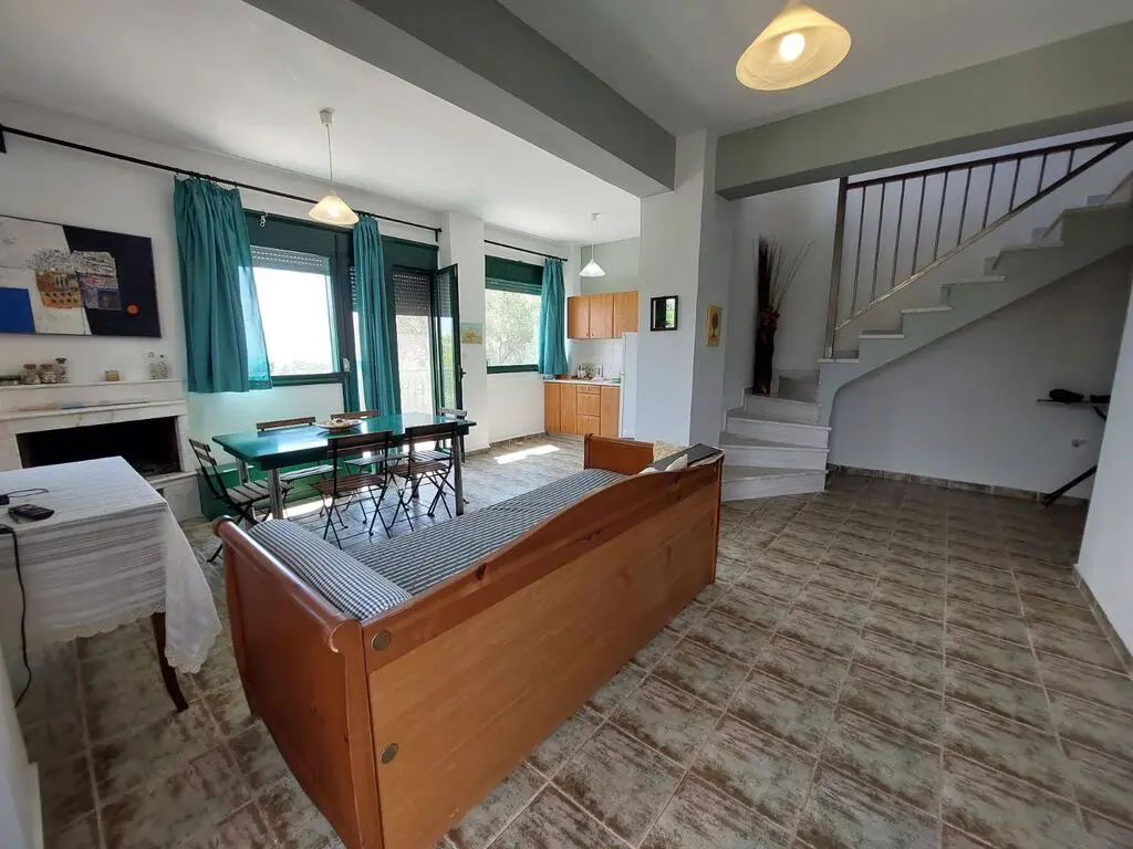 Detached House In Sithonia, Greece (160 M²)