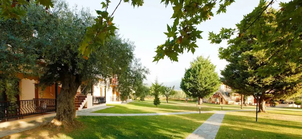 Hotel In Thasos, Greece (837 M²)