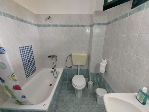 Detached House In Sithonia, Greece (160 M²)