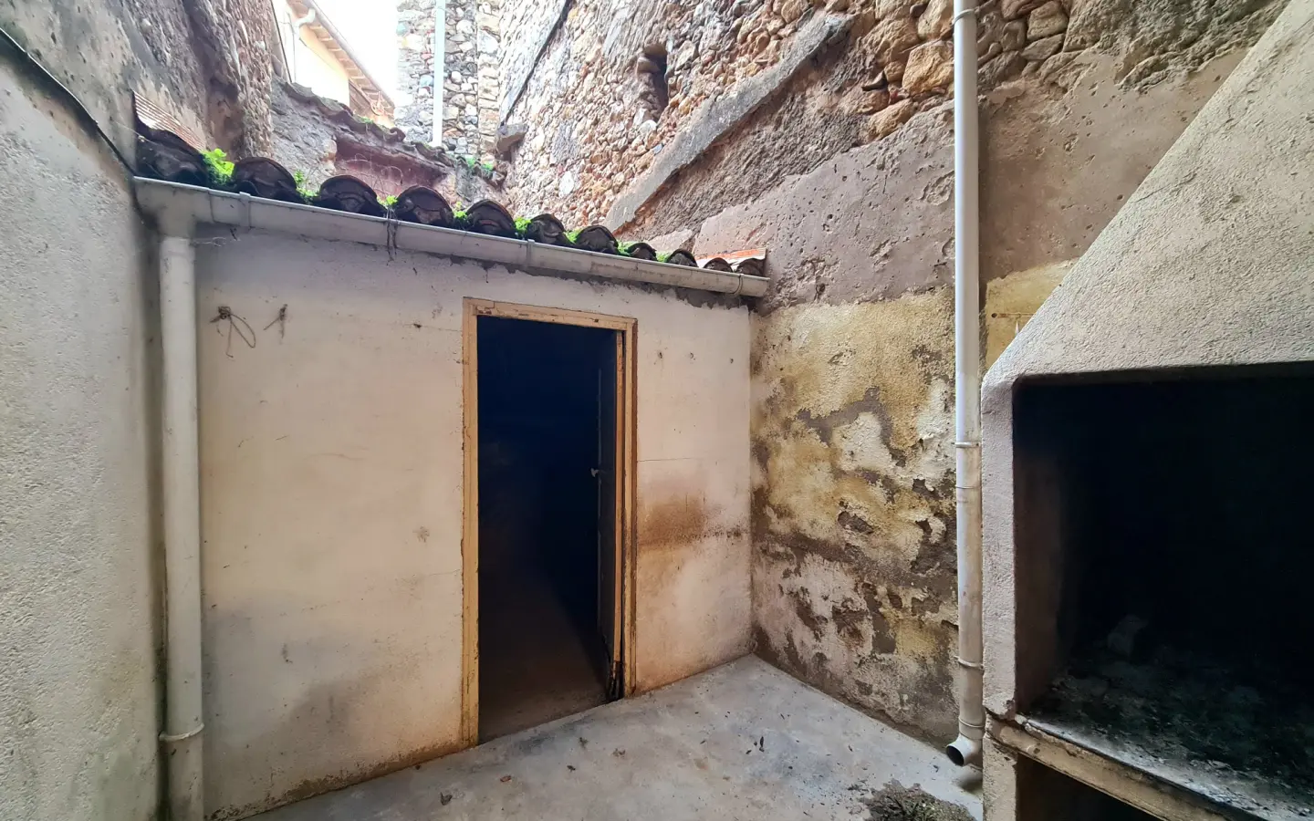3-bedroom House In Cessenon Sur Orb, France (86 M²)