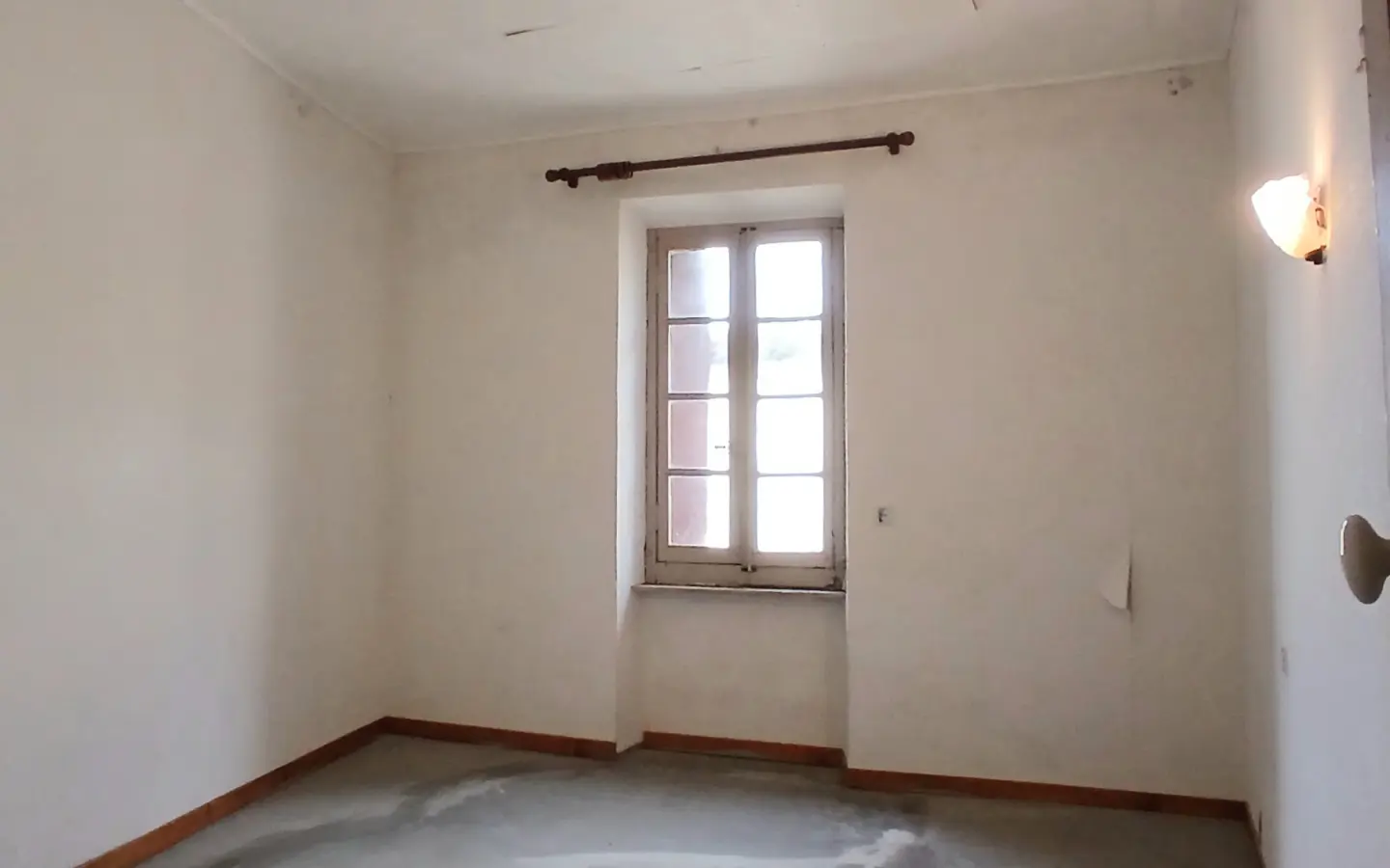 3-bedroom House In Cessenon Sur Orb, France (86 M²)