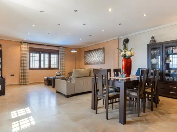 4-bedroom Detached Villa In Los Montesinos, Spain (417 M²)