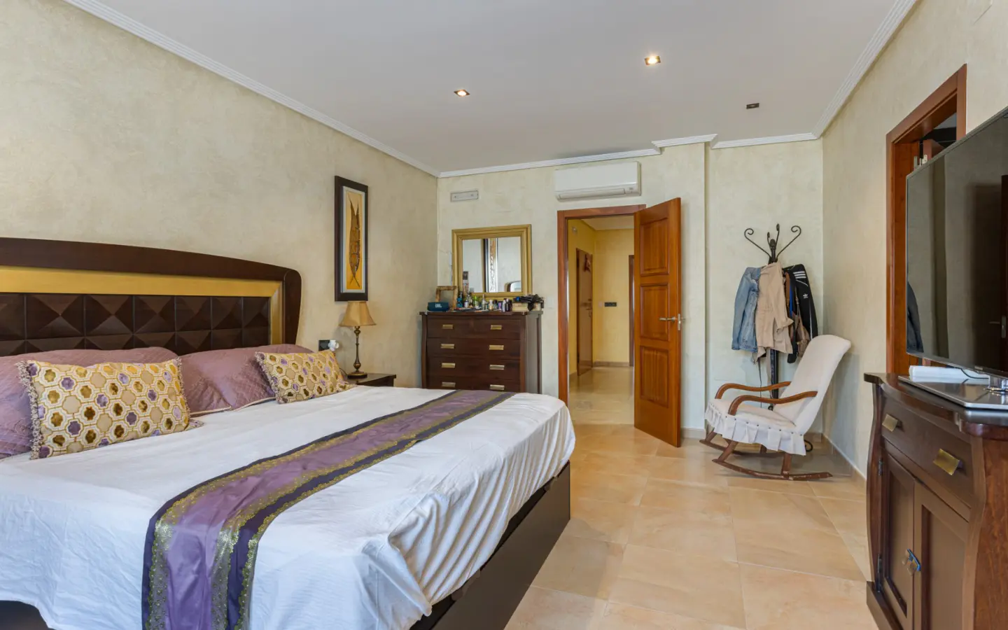 4-bedroom Detached Villa In Los Montesinos, Spain (417 M²)
