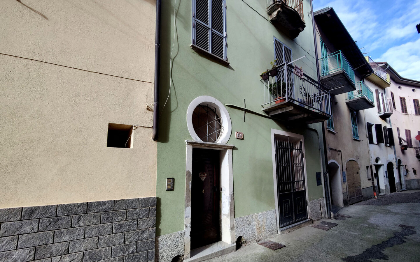 Bilocale Arredato In Vendita A Garessio Centro Con Terrazzino – Spese Condominiali Minime
