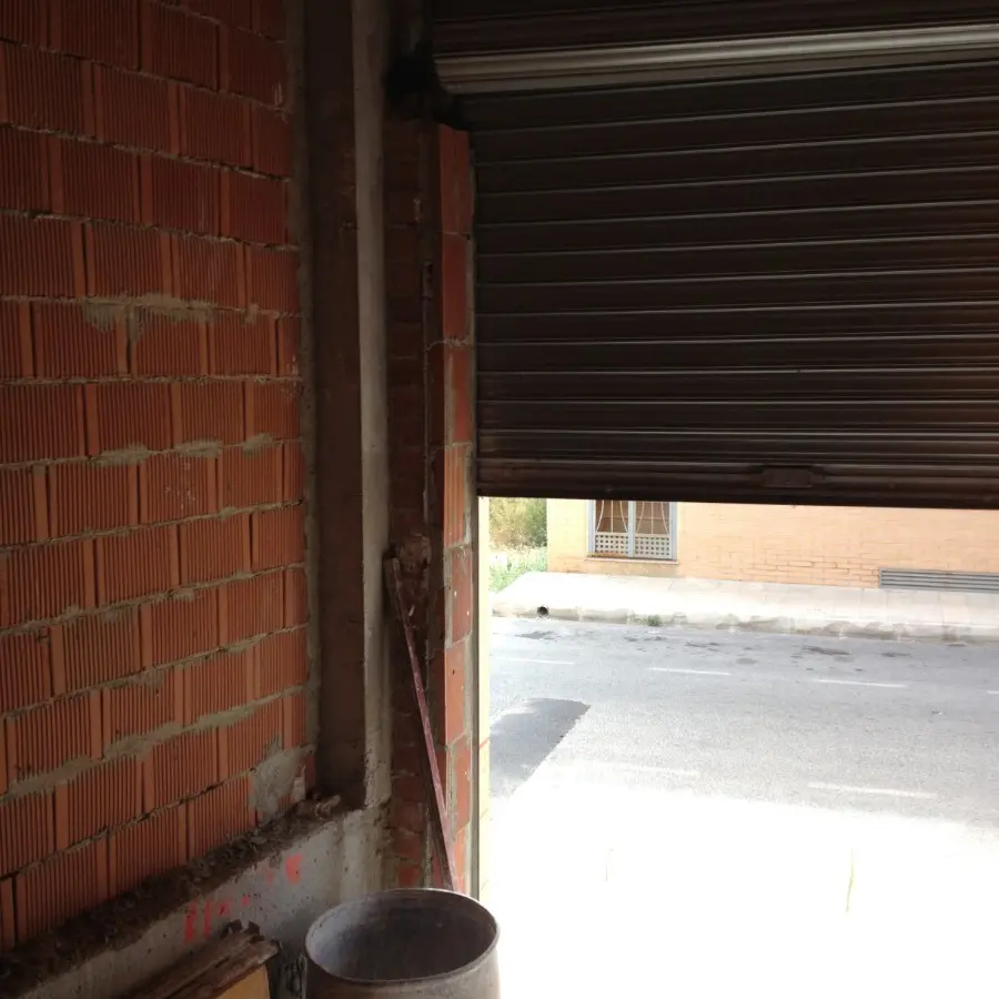Commercial In Los Montesinos, Spain (182 M²)