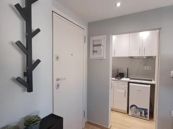 1-bedroom Flat In Center Of Thessaloniki, Greece (35 M²)