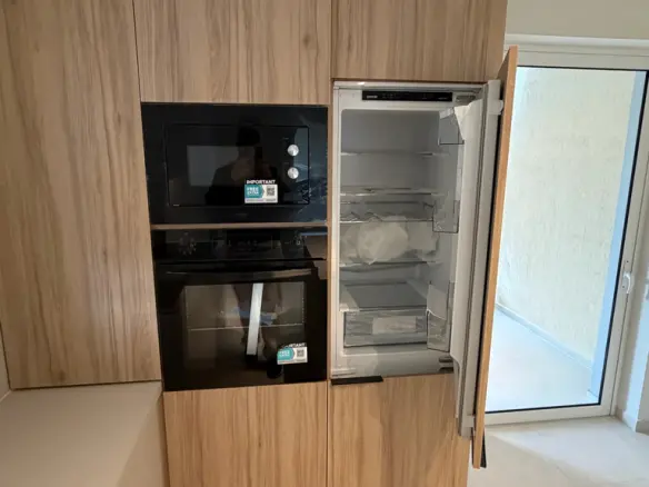Flat Of 122 M² In Athens