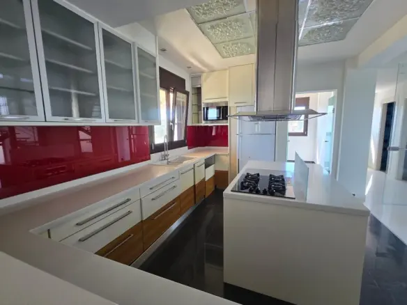 5-bedroom Villa In Archanes, Greece (360 M²)
