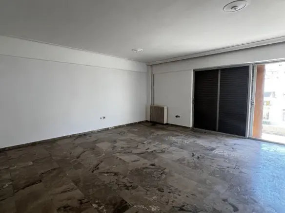 3-bedroom Flat In Zografou, Greece (141 M²)
