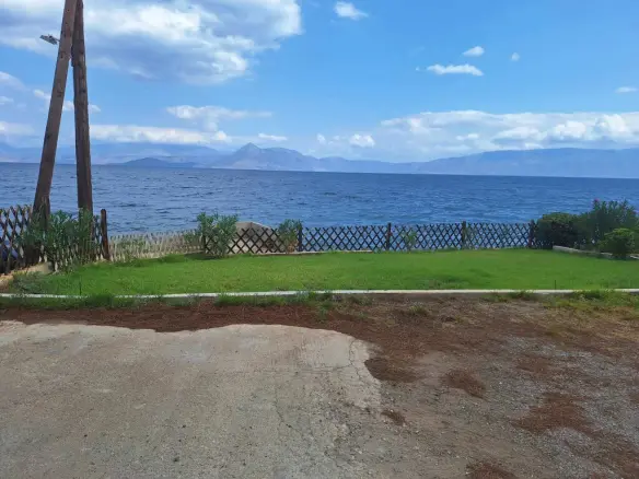 5-bedroom Detached House In Loutraki-perachora, Greece (230 M²)