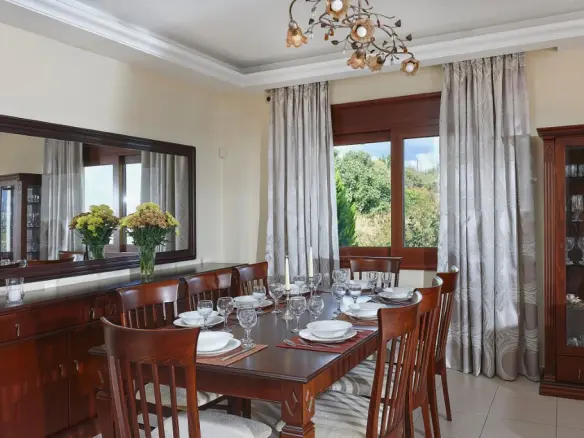 5-bedroom Villa In Heraclion Cretes, Greece (380 M²)