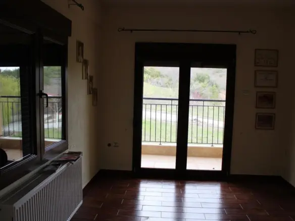 5-bedroom Detached House In Poligiros, Greece (159 M²)