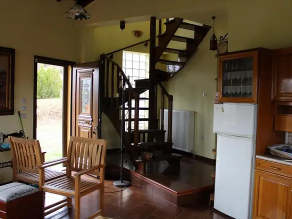 5-bedroom Detached House In Poligiros, Greece (159 M²)