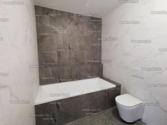 Penthouse With Panoramic Views In The Buda Hills. Ideal For Investment Or Relocation.