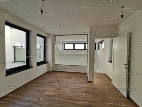 Penthouse With Panoramic Views In The Buda Hills. Ideal For Investment Or Relocation.