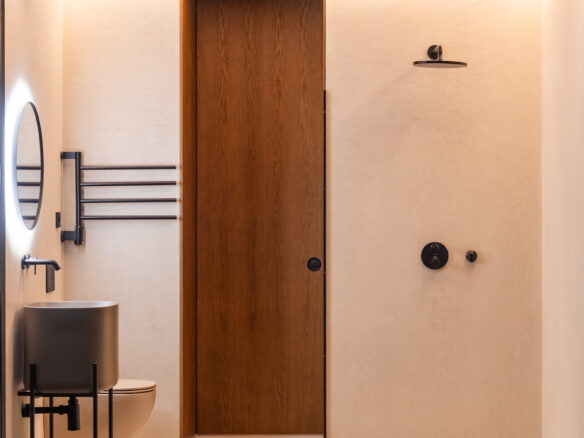 42 M² Premium Off-grid Cabin With Infinity Pool – Available For Immediate Delivery Across Europe