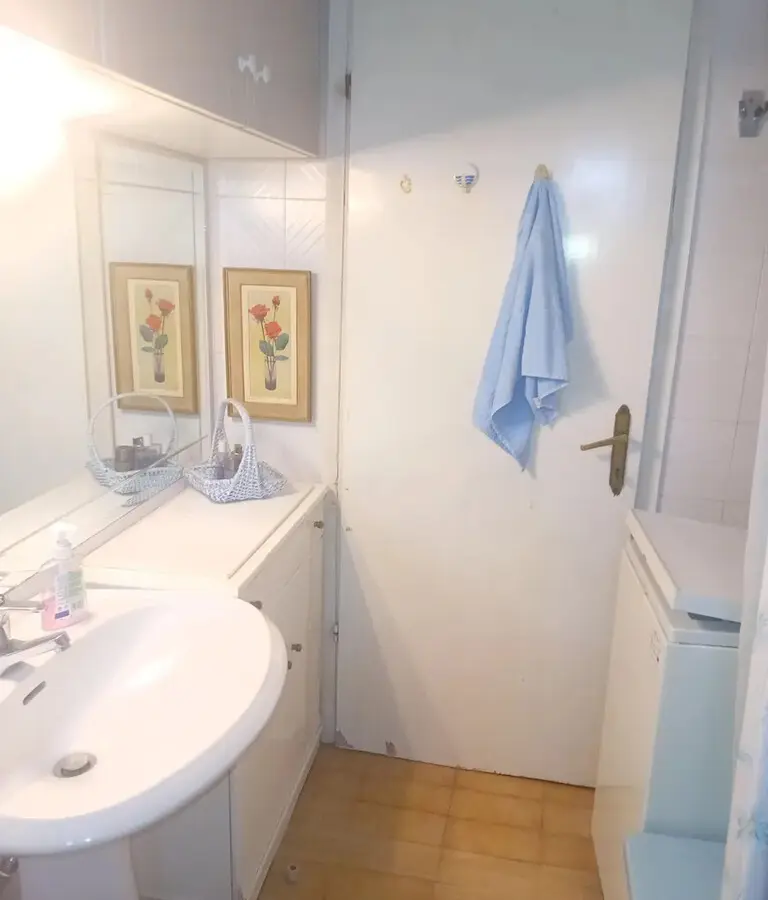 2-bedroom Flat In 40 Ekklisies – Evaggelistria, Greece (76 M²)