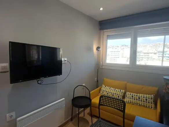 1-bedroom Flat In Center Of Thessaloniki, Greece (35 M²)