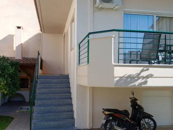 2-bedroom Detached House In Diakopto, Greece (140 M²)