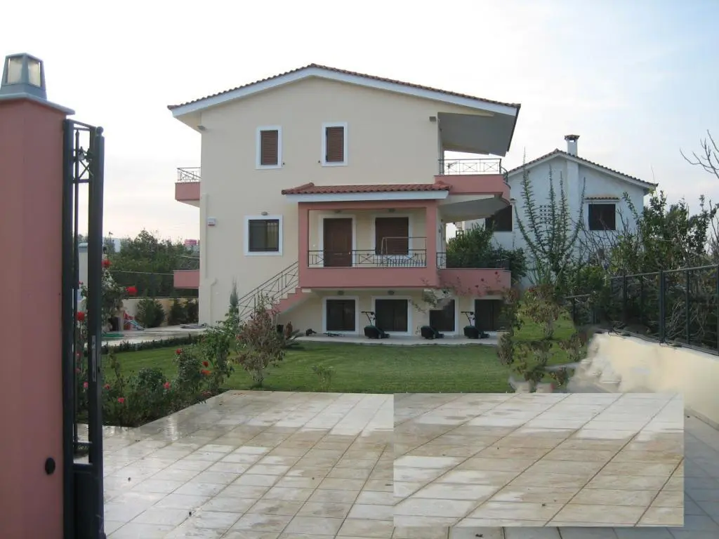 Detached House Of 180 M² In Peloponnese