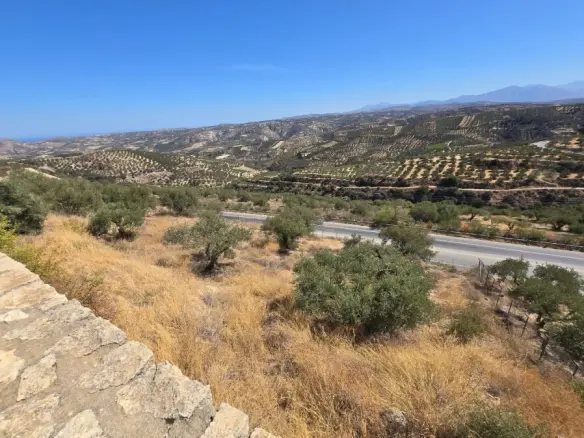 5-bedroom Villa In Archanes, Greece (360 M²)