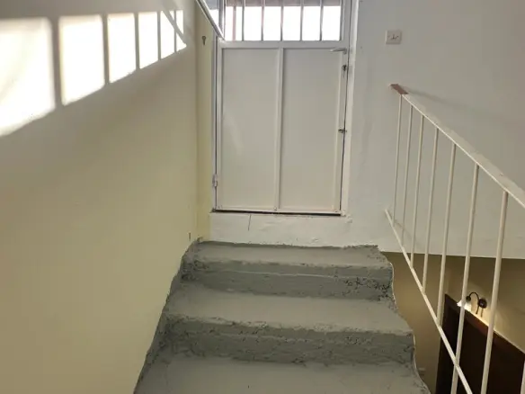 Flat Of 119 M² In Athens