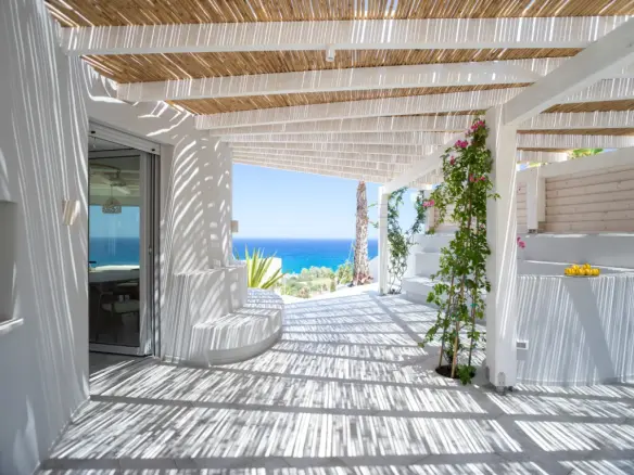 4-bedroom Villa In Siteia, Greece (288 M²)