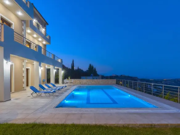 5-bedroom Villa In Heraclion Cretes, Greece (380 M²)