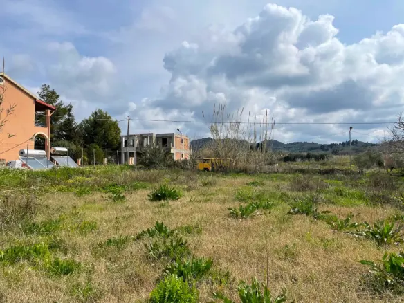 Land Of 7497 M² In Corfu