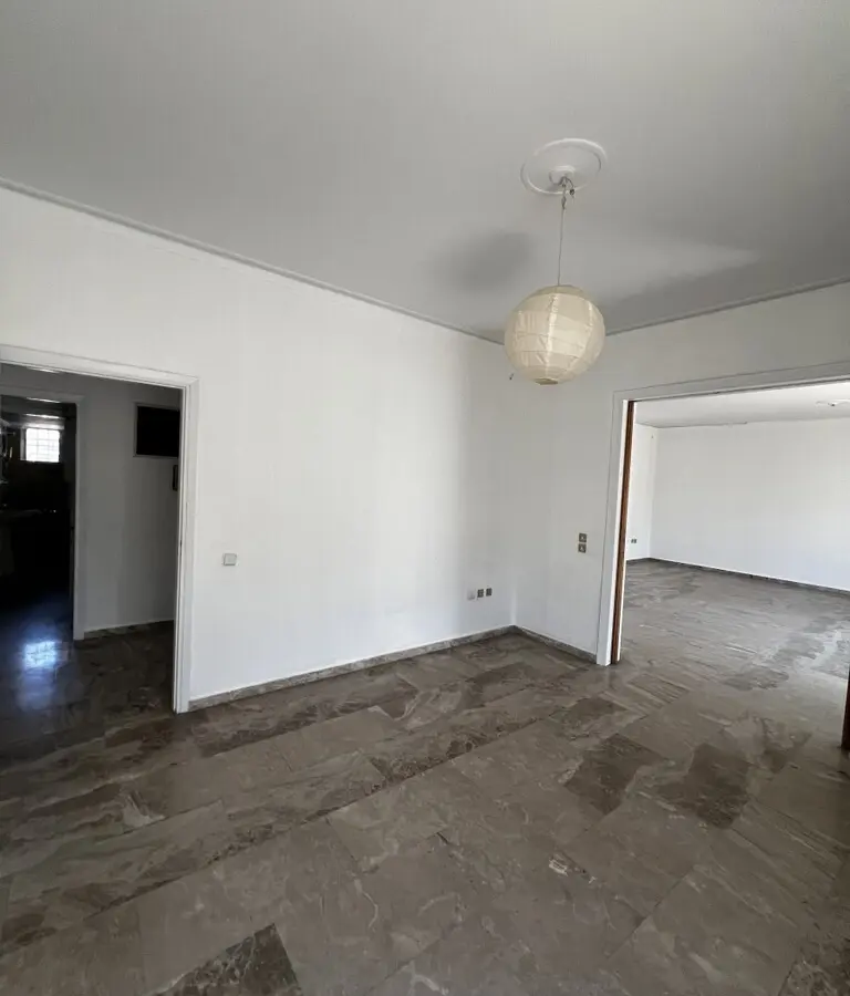 Flat Of 141 M² In Athens
