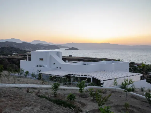 4-bedroom Villa In Siteia, Greece (288 M²)