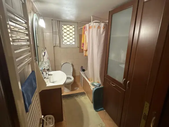 Flat Of 119 M² In Athens