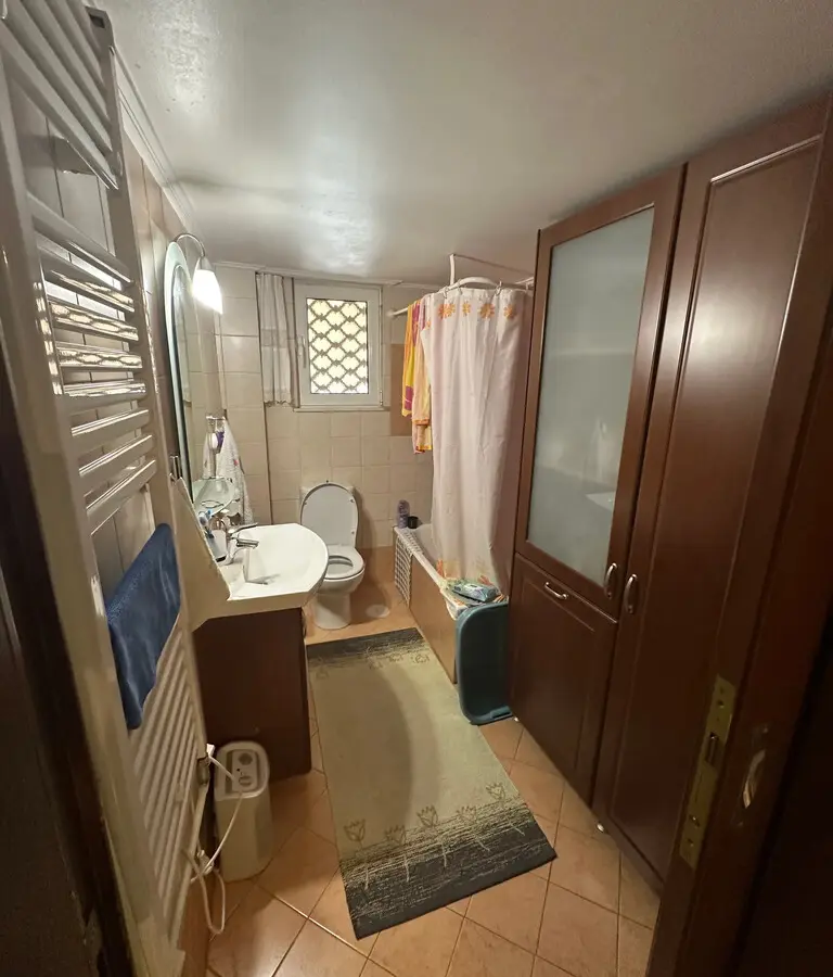 Flat Of 119 M² In Athens