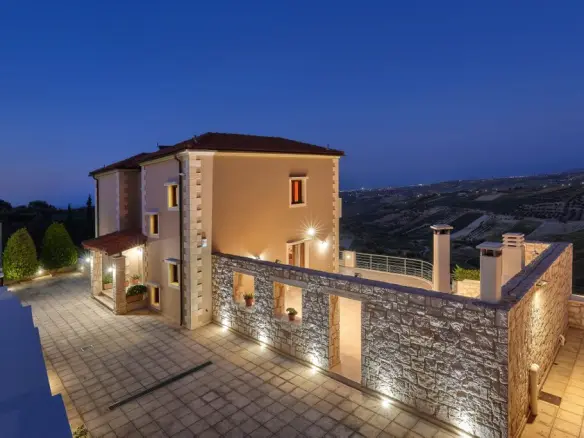 5-bedroom Villa In Heraclion Cretes, Greece (380 M²)