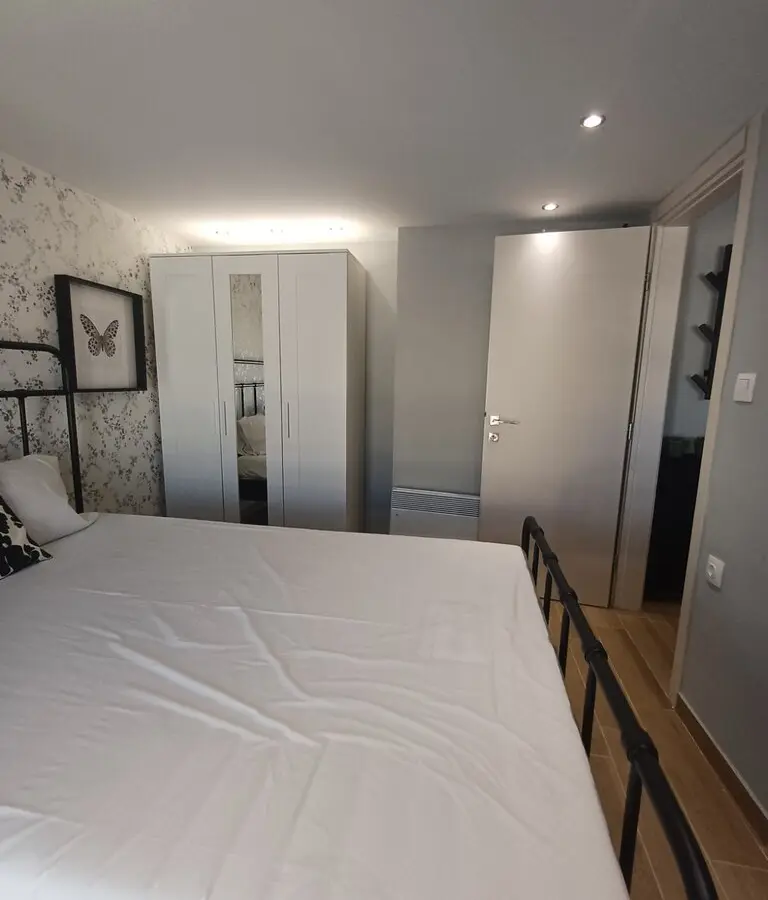 1-bedroom Flat In Center Of Thessaloniki, Greece (35 M²)