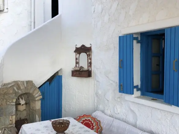 Detached House In Timpaki, Greece (33 M²)