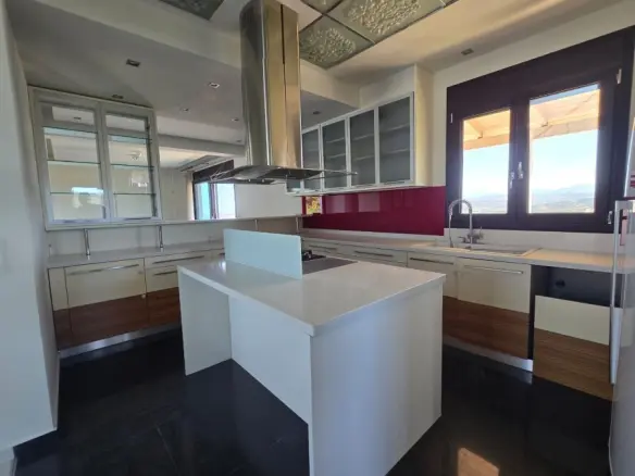 5-bedroom Villa In Archanes, Greece (360 M²)