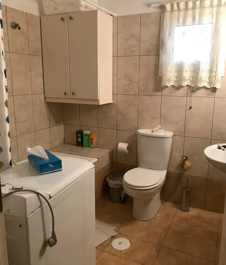 Detached House Of 150 M² With A Garden In Peloponnese
