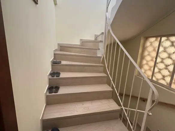 Flat Of 119 M² In Athens