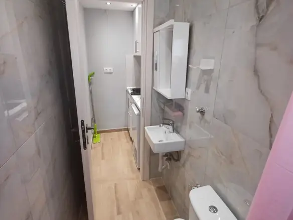1-bedroom Flat In Center Of Thessaloniki, Greece (35 M²)