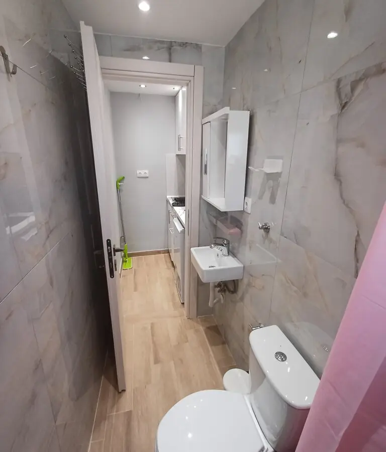 1-bedroom Flat In Center Of Thessaloniki, Greece (35 M²)