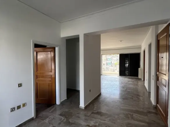 3-bedroom Flat In Zografou, Greece (141 M²)