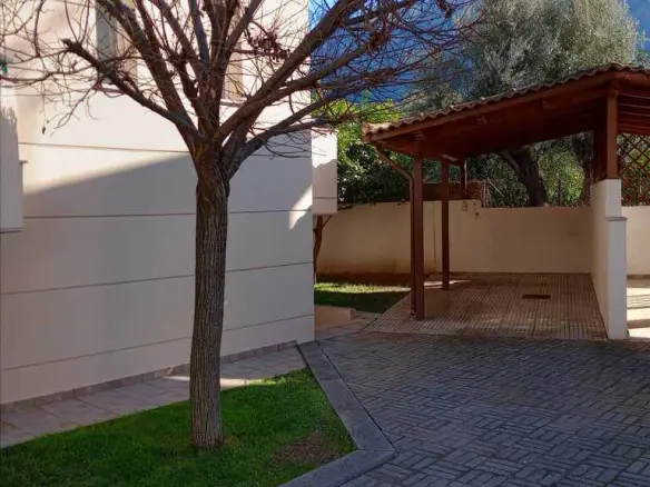 2-bedroom Detached House In Diakopto, Greece (140 M²)
