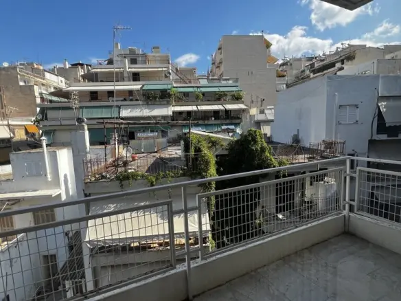 3-bedroom Flat In Zografou, Greece (141 M²)